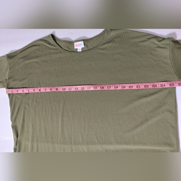 Solid Green Lularoe Irma Size Large - Picture 5 of 7